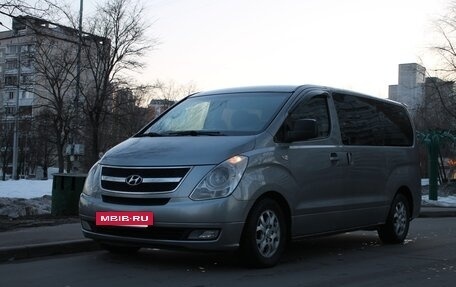 Hyundai Grand Starex Grand Starex I рестайлинг 2, 2015 год, 2 100 000 рублей, 8 фотография