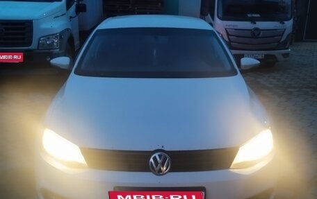 Volkswagen Jetta VI, 2014 год, 860 000 рублей, 15 фотография