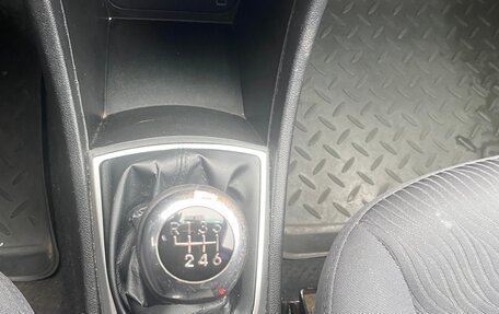 Hyundai Solaris II рестайлинг, 2012 год, 465 000 рублей, 19 фотография