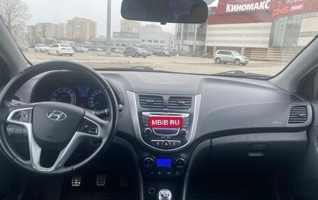 Hyundai Solaris II рестайлинг, 2012 год, 465 000 рублей, 13 фотография