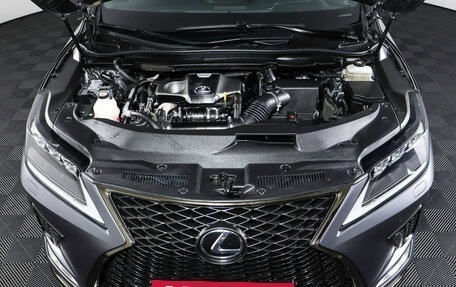 Lexus RX IV рестайлинг, 2019 год, 4 800 000 рублей, 9 фотография