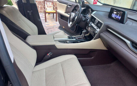 Lexus RX IV рестайлинг, 2018 год, 3 800 000 рублей, 6 фотография