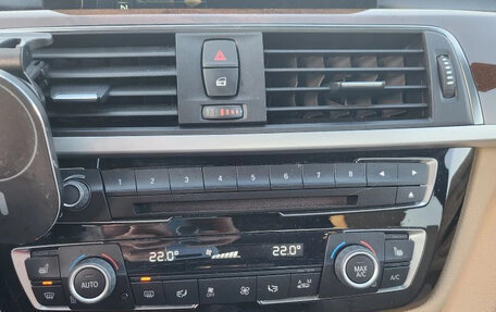 BMW 3 серия, 2016 год, 2 400 000 рублей, 10 фотография