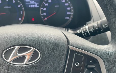 Hyundai Solaris II рестайлинг, 2015 год, 729 000 рублей, 15 фотография