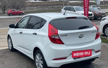 Hyundai Solaris II рестайлинг, 2015 год, 729 000 рублей, 7 фотография