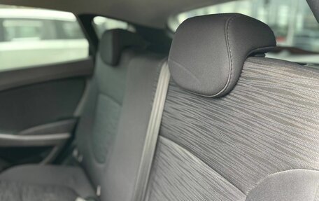 Hyundai Solaris II рестайлинг, 2015 год, 729 000 рублей, 27 фотография