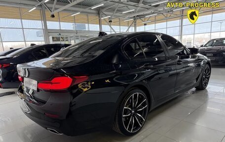 BMW 5 серия, 2017 год, 2 900 000 рублей, 5 фотография