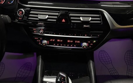 BMW 5 серия, 2017 год, 2 900 000 рублей, 12 фотография