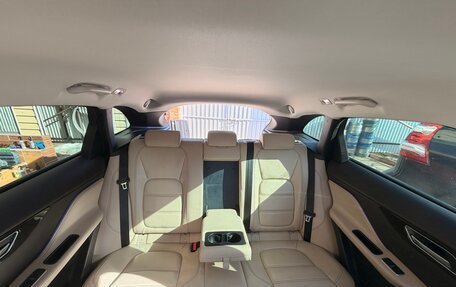 Jaguar F-Pace, 2017 год, 2 350 000 рублей, 13 фотография