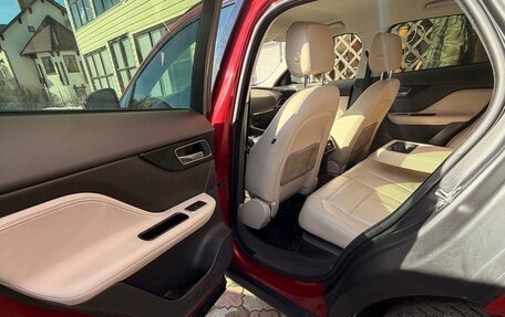 Jaguar F-Pace, 2017 год, 2 350 000 рублей, 11 фотография