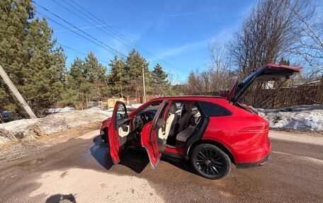 Jaguar F-Pace, 2017 год, 2 350 000 рублей, 2 фотография