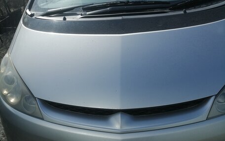 Toyota Estima III рестайлинг -2, 2002 год, 860 000 рублей, 1 фотография