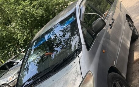 Toyota Estima III рестайлинг -2, 2002 год, 520 000 рублей, 5 фотография