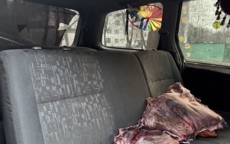 Toyota Estima III рестайлинг -2, 2002 год, 520 000 рублей, 3 фотография