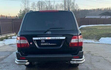 Toyota Land Cruiser 100 рестайлинг 2, 2006 год, 3 900 000 рублей, 4 фотография