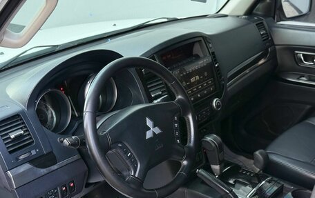 Mitsubishi Pajero IV, 2011 год, 1 700 000 рублей, 14 фотография