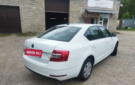 Skoda Octavia, 2018 год, 1 200 000 рублей, 8 фотография