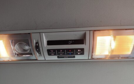 Volkswagen Caravelle T6 рестайлинг, 2018 год, 2 800 000 рублей, 16 фотография