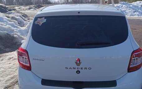 Renault Sandero II рестайлинг, 2018 год, 900 000 рублей, 5 фотография