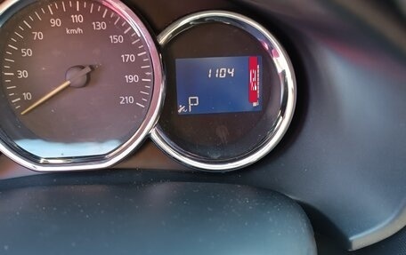 Renault Sandero II рестайлинг, 2018 год, 900 000 рублей, 2 фотография