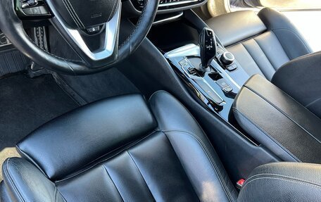 BMW 5 серия, 2019 год, 2 850 000 рублей, 10 фотография