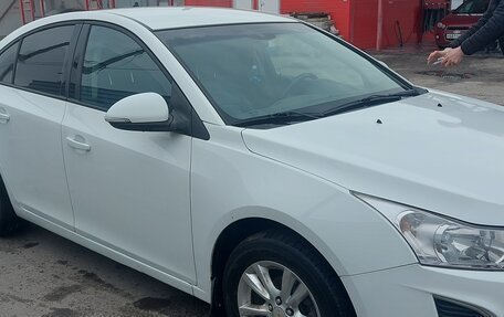 Chevrolet Cruze II, 2013 год, 860 000 рублей, 2 фотография