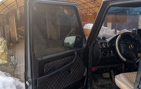 Mercedes-Benz G-Класс W463 рестайлинг _ii, 2000 год, 2 600 000 рублей, 27 фотография