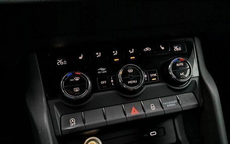 CheryExeed TXL, 2021 год, 1 698 000 рублей, 20 фотография