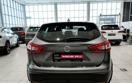 Nissan Qashqai, 2016 год, 1 760 000 рублей, 10 фотография