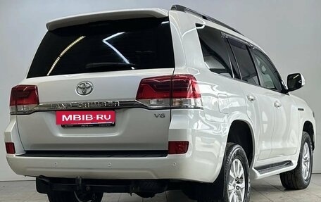 Toyota Land Cruiser 200, 2015 год, 4 990 000 рублей, 5 фотография