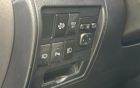 Toyota Land Cruiser 200, 2015 год, 4 990 000 рублей, 10 фотография