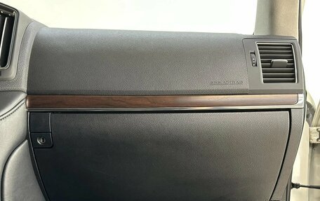 Toyota Land Cruiser 200, 2015 год, 4 990 000 рублей, 15 фотография