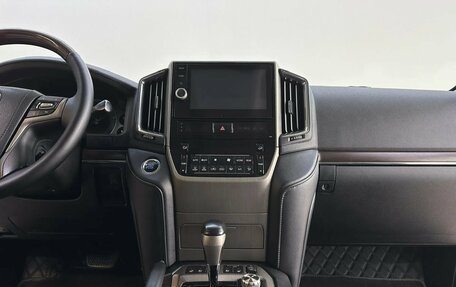 Toyota Land Cruiser 200, 2015 год, 4 990 000 рублей, 12 фотография