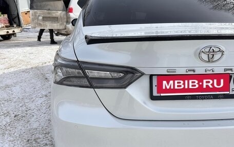 Toyota Camry, 2020 год, 2 750 000 рублей, 5 фотография