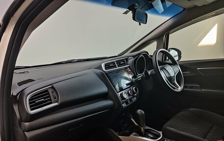 Honda Fit III, 2013 год, 1 070 000 рублей, 15 фотография