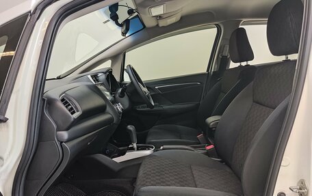 Honda Fit III, 2013 год, 1 070 000 рублей, 16 фотография