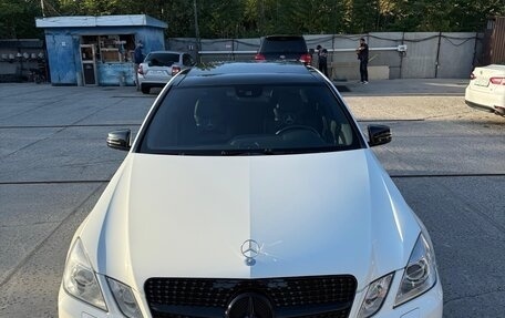 Mercedes-Benz E-Класс, 2011 год, 1 800 000 рублей, 1 фотография