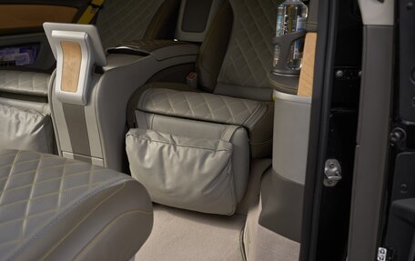 Mercedes-Benz V-Класс, 2022 год, 10 000 000 рублей, 14 фотография