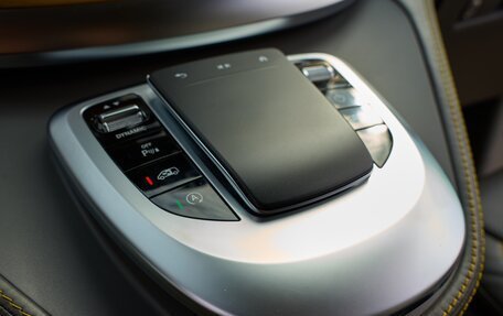 Mercedes-Benz V-Класс, 2022 год, 10 000 000 рублей, 20 фотография