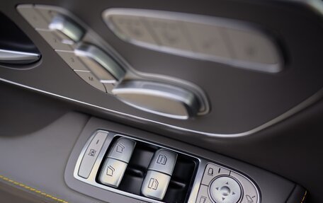 Mercedes-Benz V-Класс, 2022 год, 10 000 000 рублей, 24 фотография