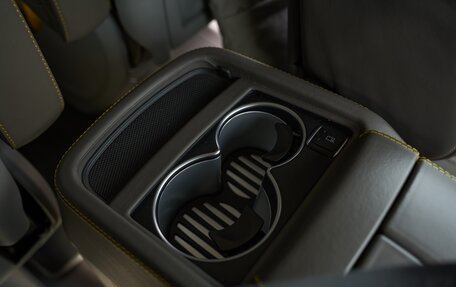 Mercedes-Benz V-Класс, 2022 год, 10 000 000 рублей, 40 фотография