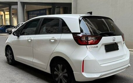 Honda Fit, 2022 год, 915 002 рублей, 4 фотография