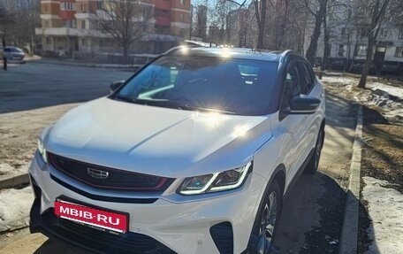 Geely Coolray I, 2022 год, 2 100 000 рублей, 13 фотография