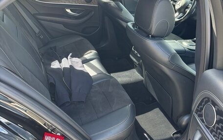 Mercedes-Benz E-Класс, 2021 год, 4 200 000 рублей, 6 фотография