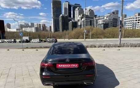 Mercedes-Benz E-Класс, 2021 год, 4 200 000 рублей, 3 фотография