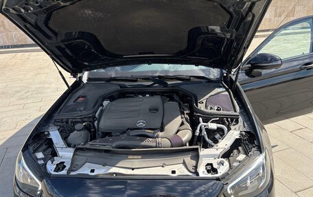 Mercedes-Benz E-Класс, 2021 год, 4 200 000 рублей, 13 фотография