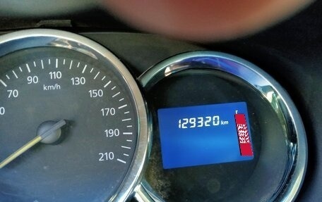 Renault Logan II, 2014 год, 600 000 рублей, 3 фотография