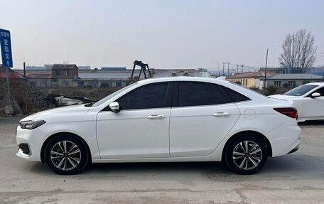 Ford Focus IV, 2022 год, 1 195 002 рублей, 4 фотография