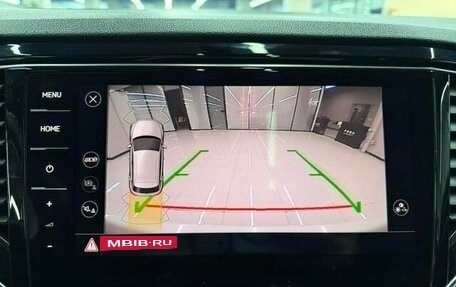 Volkswagen T-Roc I, 2022 год, 1 390 002 рублей, 18 фотография