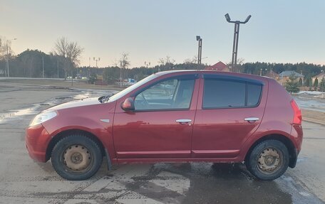 Renault Sandero II рестайлинг, 2014 год, 540 000 рублей, 2 фотография